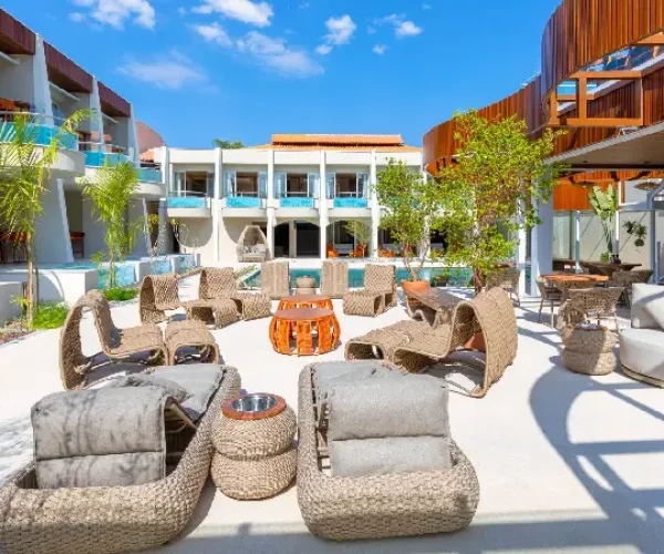 Título_ Feriado do Dia do Trabalhador em Paraty-RJ Com Conforto e Sofisticação